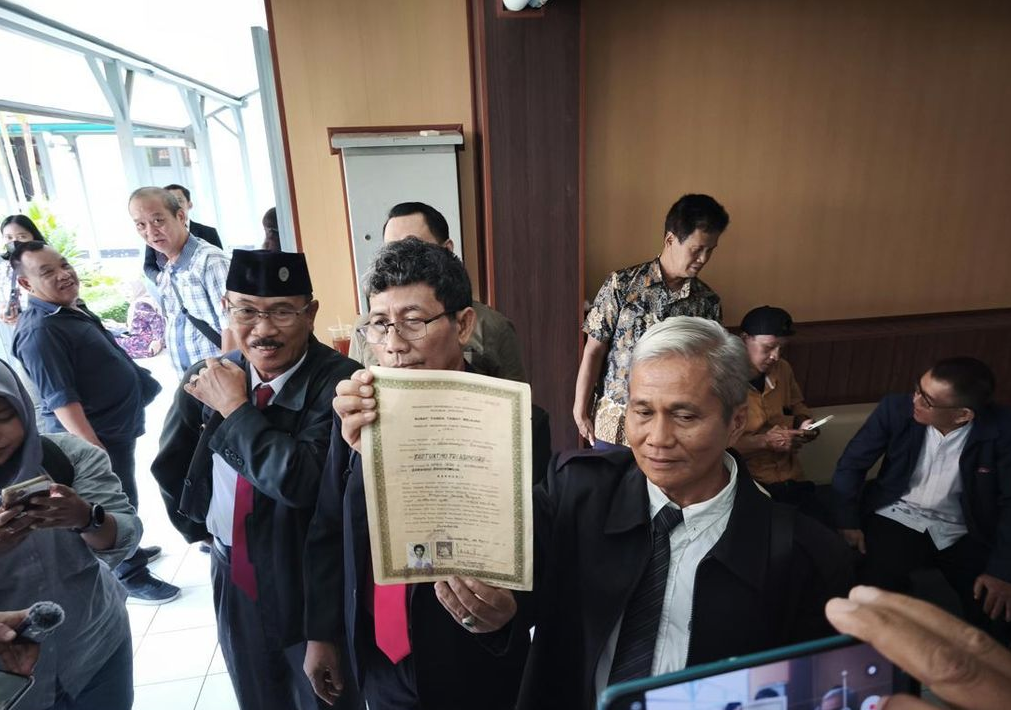 Langkah Berani: Teman Seangkatan Jokowi di SMAN 6 Solo Ajukan Intervensi dalam Sidang Kasus Ijazah Palsu
